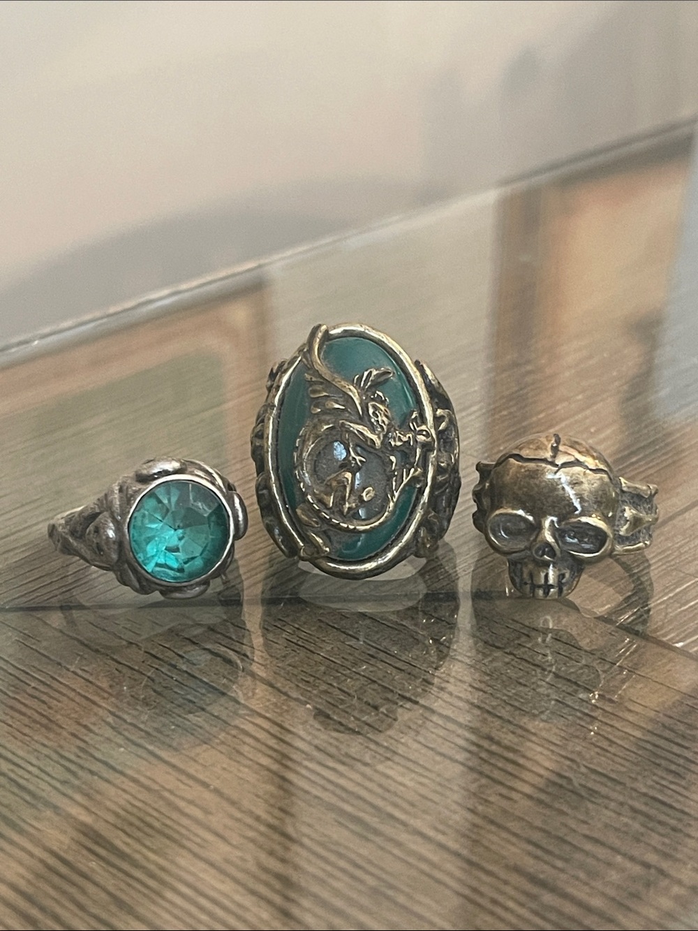 Disney Men's Pirate Jack Sparrow Teal Accent Skull and Dragon Cameo 3 Ring Set